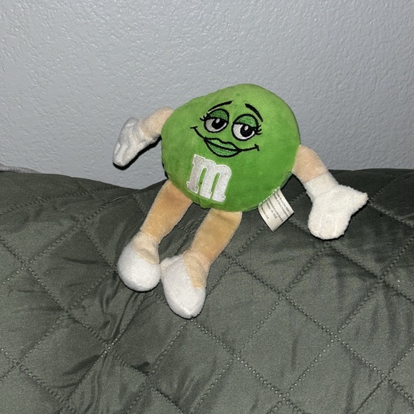 Used condition M&M’s Green stuffed figurine Christmas any holiday green lady M&M - Picture 1 of 9
